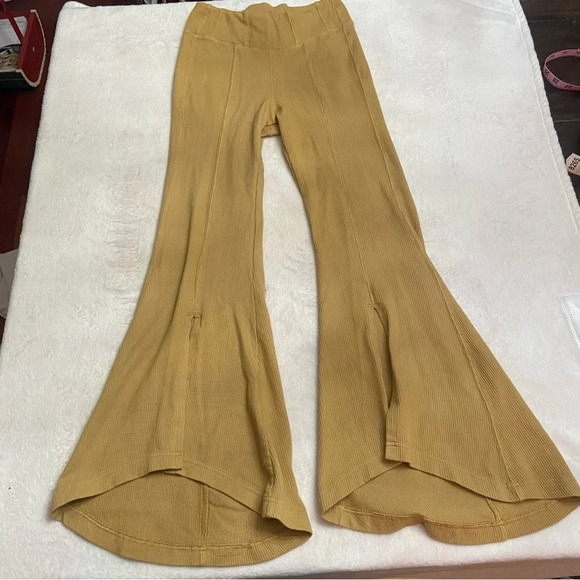 New! Free People FP movement got shot kick flares nwot 28252 - Picture 2 of 15